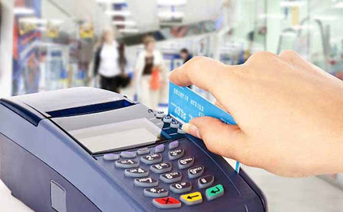 hạn chế của việc rút tiền thẻ tín dụng