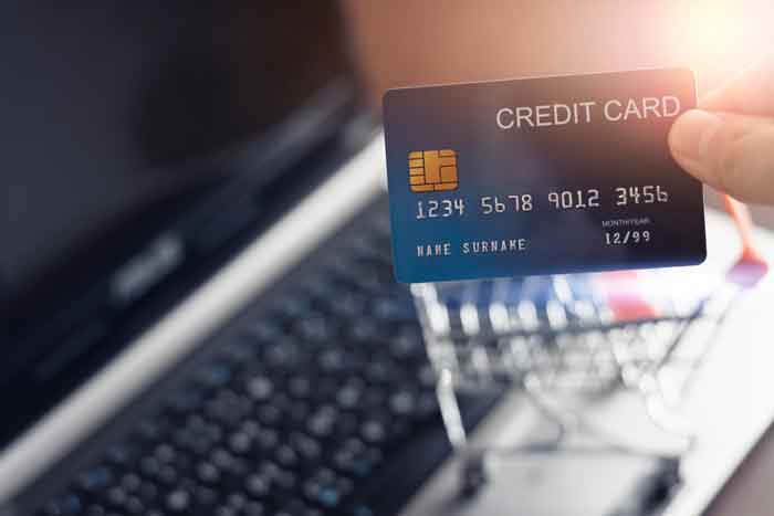 Cà thẻ tín dụng Quận 7